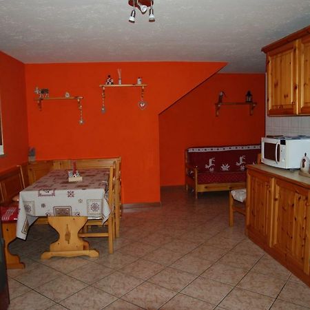 Casa Vacanza In Centro A La Salle Zewnętrze zdjęcie