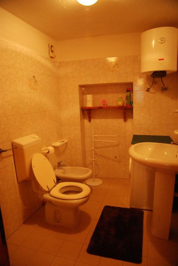 Casa Vacanza In Centro A La Salle Zewnętrze zdjęcie