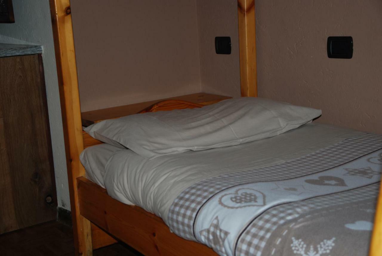 Casa Vacanza In Centro A La Salle Zewnętrze zdjęcie