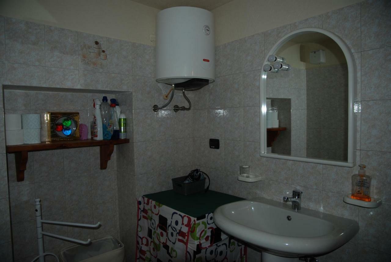 Casa Vacanza In Centro A La Salle Zewnętrze zdjęcie
