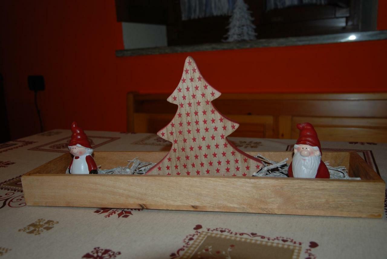 Casa Vacanza In Centro A La Salle Zewnętrze zdjęcie
